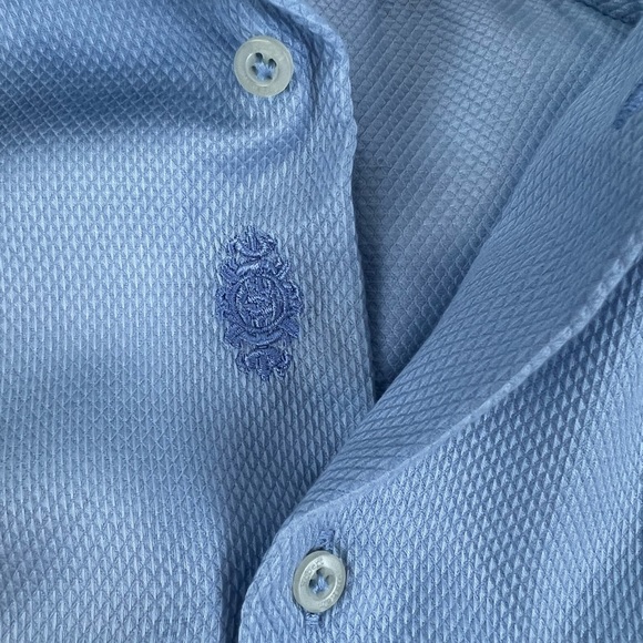 Robert Graham Button Down Mens Shirt Blue with flowered accents Size XL - Picture 15 of 15